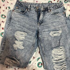 Aeropostale Women's Light Blue Distressed Boyfriend Jeans